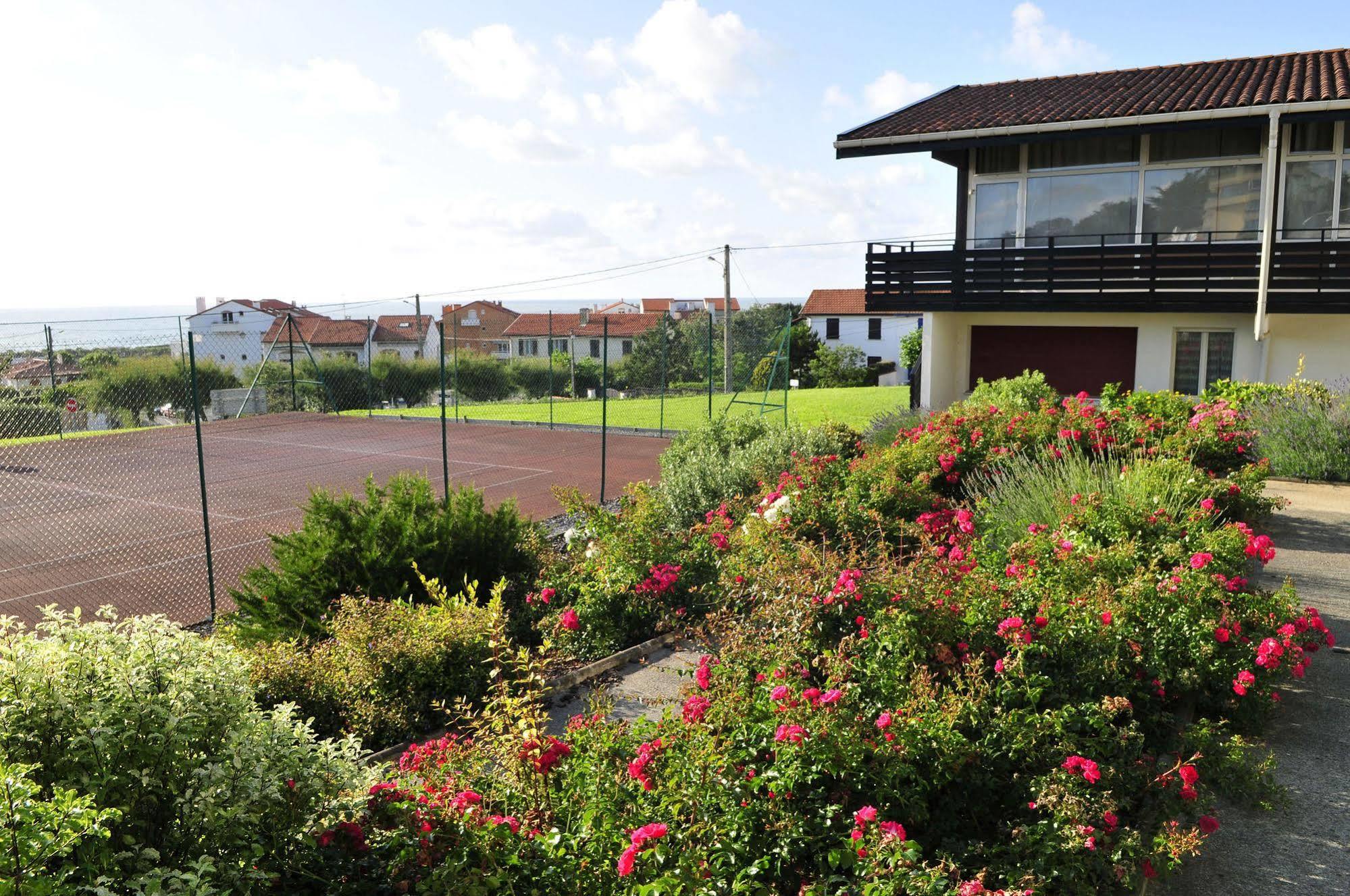 Village Vacances Azureva Anglet Buitenkant foto